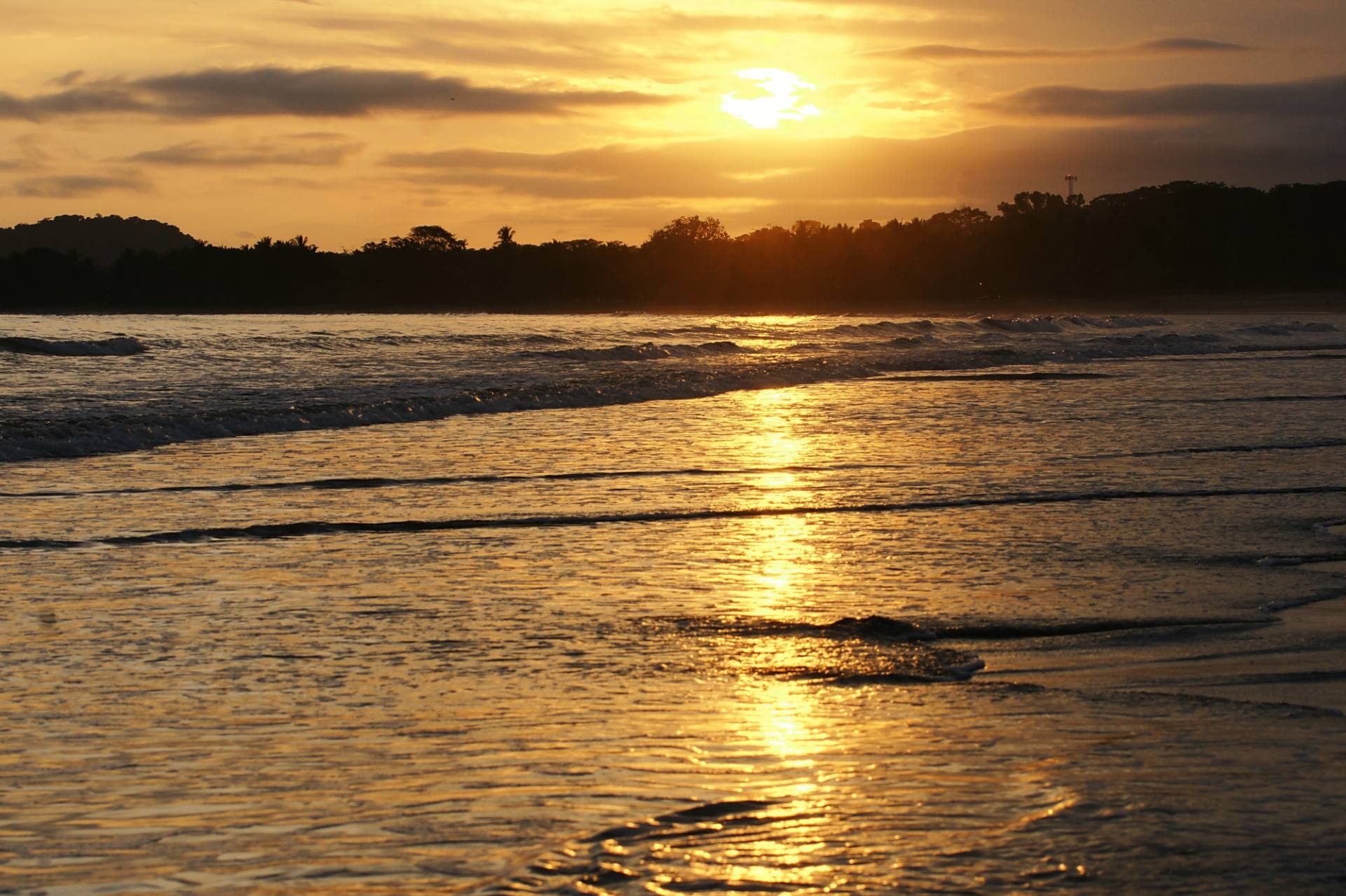 Sonnenuntergang am Strand von Samara